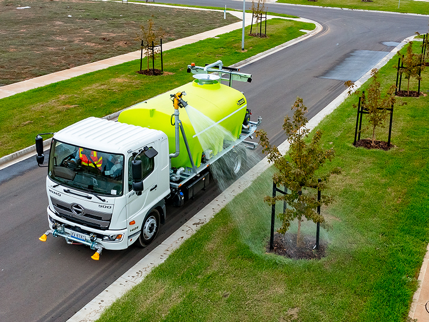 Cascade™ 8,000L Water Truck